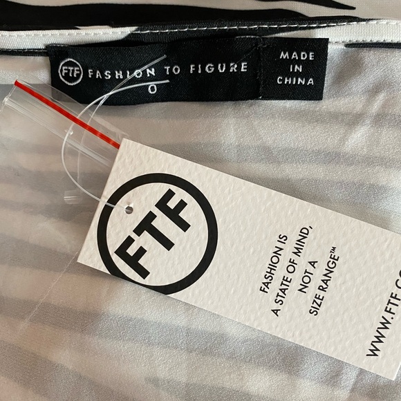 FTF Fashion To Figure Zebra Print Long Sleeve Sexy Peek A Boo Top SKU0431 - Picture 7 of 8